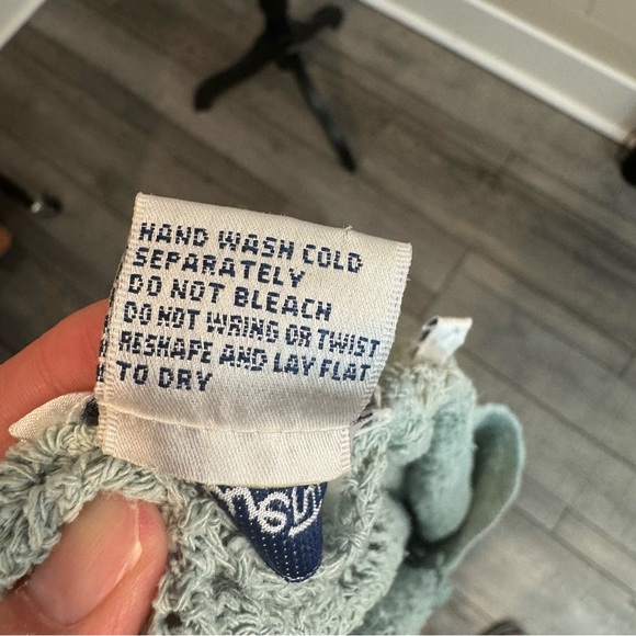 Vintage Crochet Silk Blend Short Sleeve Button Front Cardigan Sweater - Medium - Picture 5 of 6